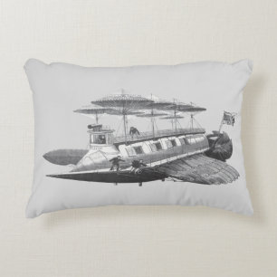 Vintage-Science-Fiction-Steampunk-Luftschiff-Eclip Dekokissen