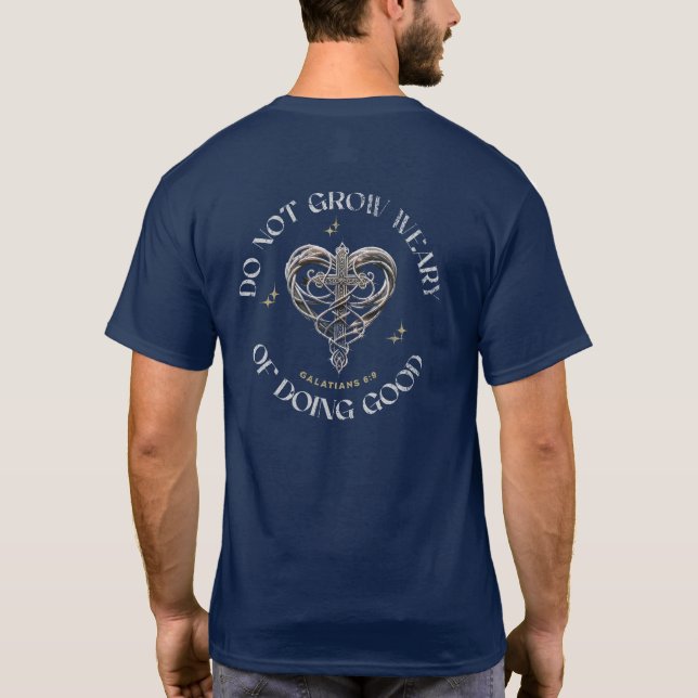 Vintage Scripture Celtic Heart in Cross  T-Shirt (Rückseite)