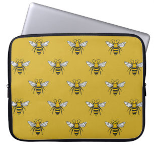 Vintage seamless pattern with yellow bees. Handdra Laptopschutzhülle