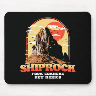 Vintage Shiprock New Mexico Grafik - Vier Eckpunkt Mousepad