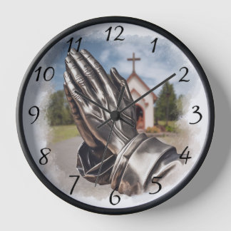 Vintage, silber aussehende Praying-Hände mit einer Uhr