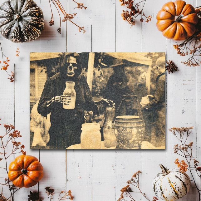 Vintage-Skelett Gruseliger Sommer Summerween Postkarte (Von Creator hochgeladen)