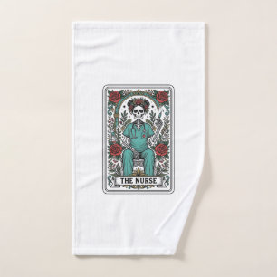 Vintage-Skelett-Krankenschwester-Tarotkarten-Shirt Handtuch