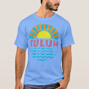 Vintage Sonne und Wellen am Tulum Beach T-Shirt
