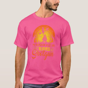 Vintage-Sonnenuntergang-Alaskan-Klee-Kai-Hund-Reis T-Shirt