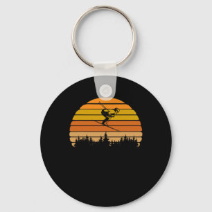 Vintage-Sonnenuntergang-Skidesign für Skifahrer  Schlüsselanhänger