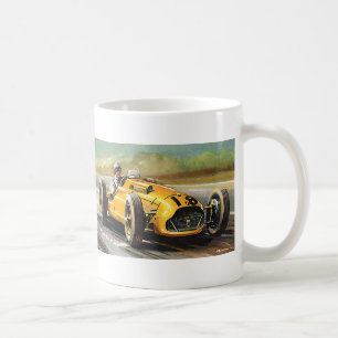 Vintage-Sportwagenrennen, gelber Rennwagen-Rennfah Tasse