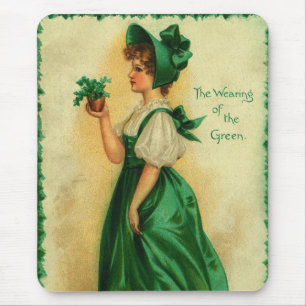Vintage St. Patrick's Day Mädchen trägt Grün Mousepad