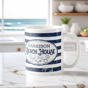 Vintage Strandhaus personalisiert in Navy und Weiß Kaffeetasse