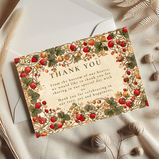 Vintage Strawberry Garden Wedding Dankeskarte (Von Creator hochgeladen)