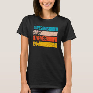 Vintage Streifenfarbe Phantastisch seit November 1 T-Shirt