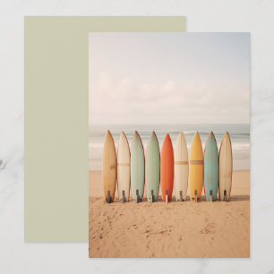 Vintage-Surfboards am Strand Einladung