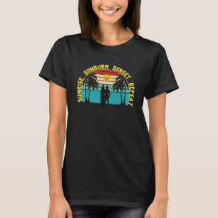 Vintage Surfer Retro Surfen Strand Sommerferien T-Shirt