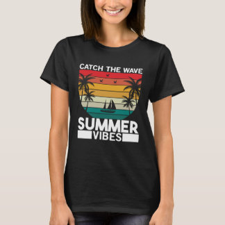 Vintage Surfer Retro Surfing Beach Summer Vacation T-Shirt