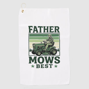 Vintage-T-Shirt-Design für Rasenmäher Papa mäht am Golfhandtuch