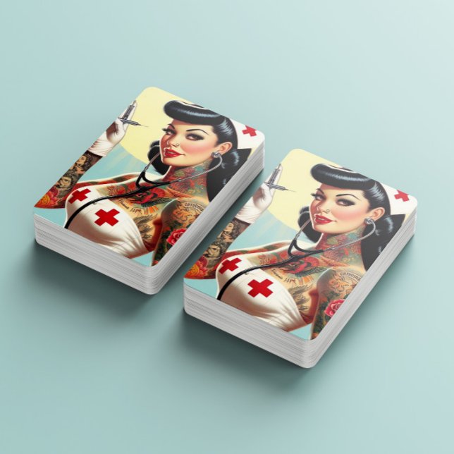 Vintage Tattooed Pin-up Nurse Spielkarten (Von Creator hochgeladen)