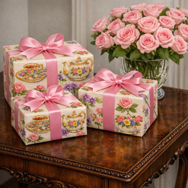 Vintage Tea Time Teapot Pattern  Geschenkpapier Set (Vintage teapot gift wrap with pink roses and ribbon on Chippendale table beside rose bouquet)