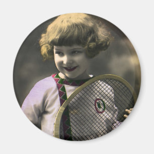 Vintage Tennissportarten, Happy Girl mit Racket Magnet