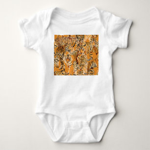 Vintage-Tigersafari-Wildlife-Muster Baby Strampler