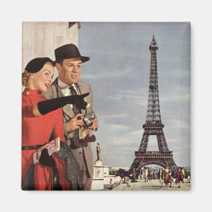 Vintage Touristen, die im Pariser Eiffelturm reise Magnet