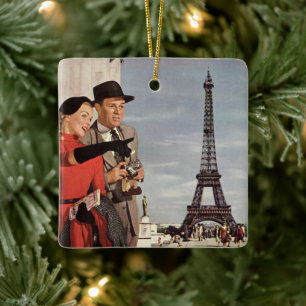 Vintage Tourists Traveling in Paris Eiffel Tower Keramikornament