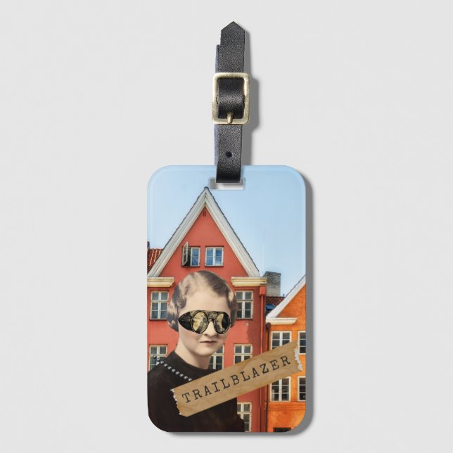 Vintage Trailblazer Kitsch Alterte Kunst Gepäckanhänger (Vorderseite Vertikal)