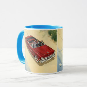 Vintage-Transportation, rotes Cabrio-Auto am Stran Tasse