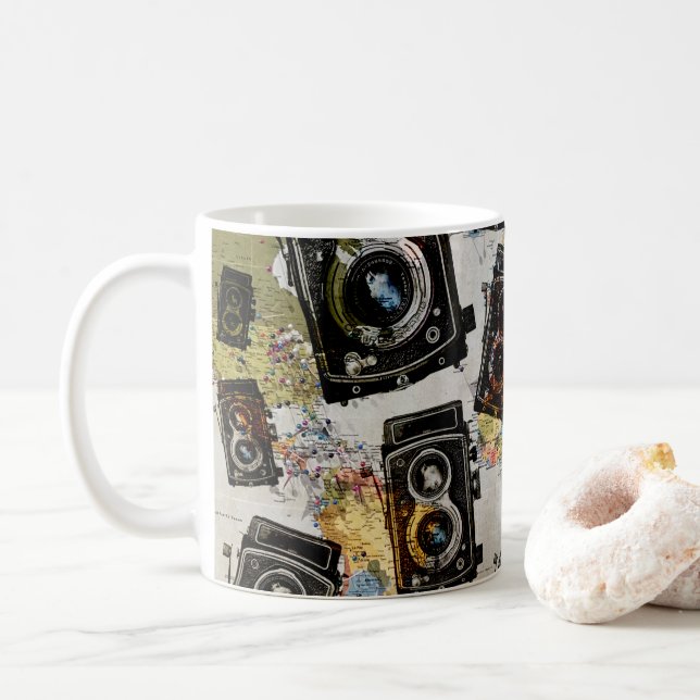 Vintage Travel Camera Muster Kaffeetasse (Mit Donut)