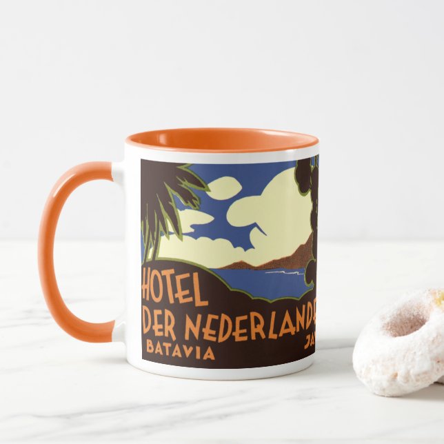Vintage Travel Jakarta Indonesia Hotel Nederlanden Tasse (Mit Donut)