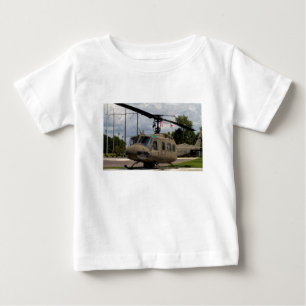 Vintage-UH-1-Huey-Militärhubschrauber aus der Viet Baby T-shirt