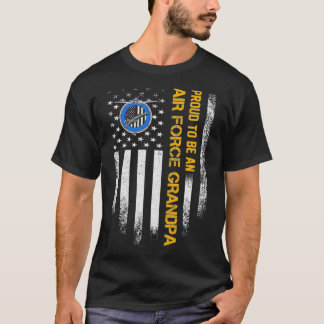 Vintage US-amerikanische Flagge stolz auf eine Luf T-Shirt