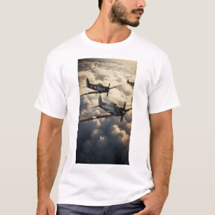 Vintage US-Flugzeuge des Zweiten Weltkriegs im Him T-Shirt