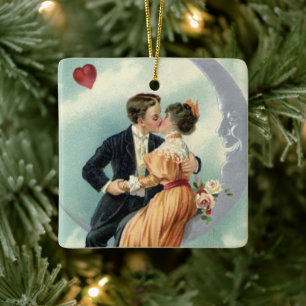 Vintage Valentinstag viktorianischer Kuss auf dem Keramikornament