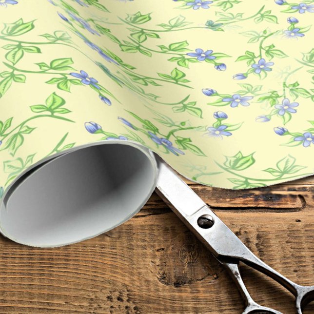 Vintage Violetten Romantisches Blumenmuster Geschenkpapier (Von Creator hochgeladen)