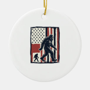 Vintage-Waldkreatur-Flagge-Vektor-Shirt-Design_1 Keramik Ornament