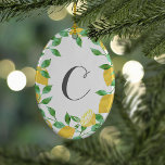 Vintage Wasserfarben Zitrone Keramikornament<br><div class="desc">Im Ornament finden Sie saftige Zitronen und lebendige Blätter in hübschen Aquarellen. Passen Sie mit einem Initial oder Monogramm an!</div>