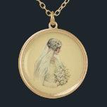 Vintage Wedding, Viktorianisch Bride Bridal Portra Vergoldete Kette<br><div class="desc">Vintage Abbildung Viktorianische Hochzeitspassage-Design mit der Braut im Profil. Die schöne Braut ist in ihrem Hochzeitskleid mit einem Schleier,  der einen Blumenstrauß weißer Blume hält.</div>