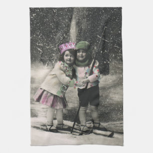 Vintage Weihnachten, beste Freunde auf Skiern Geschirrtuch