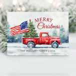 Vintage Weihnachtsbaumflagge Feiertagskarte<br><div class="desc">Vintager Weihnachtswagen mit Weihnachtsbaum und amerikanischer Fahne Weihnachtskarte ist eine festliche Möglichkeit,  Ihre Liebe für Amerika zu zeigen und Ihren Freunden und der Familie Urlaubswünsche zu schicken.</div>