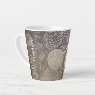 Vintage-Weihnachtsmotiv mit Keksen und Kaffee Milchtasse
