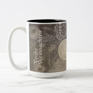Vintage-Weihnachtsmotiv mit Keksen und Kaffee Zweifarbige Tasse