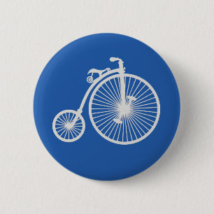 Vintage weißes Fahrrad auf Blau Button