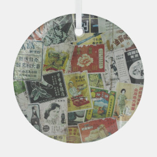 Vintage-Werbebildwand in Hongkong. Ornament Aus Glas