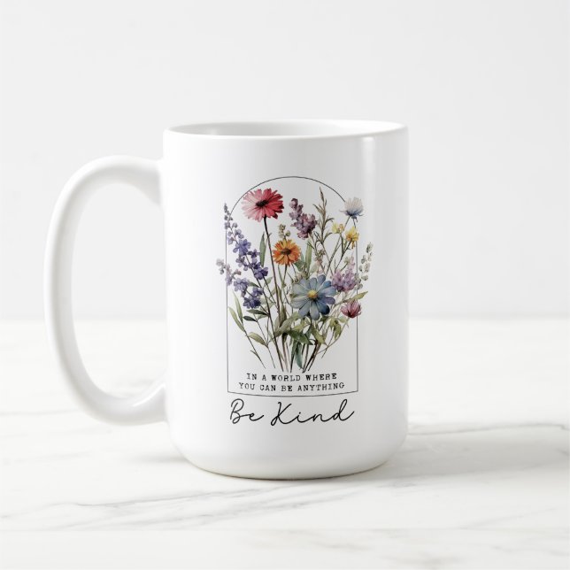Vintage-Wildblumen mit Zitat - Sei freundlich Kaffeetasse (Links)