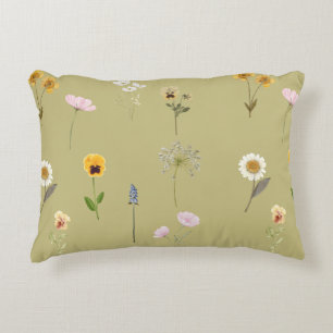 Vintage-Wildblumen-Wasserfarben-Collage auf Salbei Dekokissen