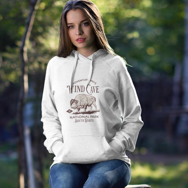 Vintage Wind Cave National Park Buffalo Graphic Hoodie (Von Creator hochgeladen)