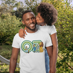 Vintage-Zauberer-von-Oz-Figuren und Textbuchstaben T-Shirt