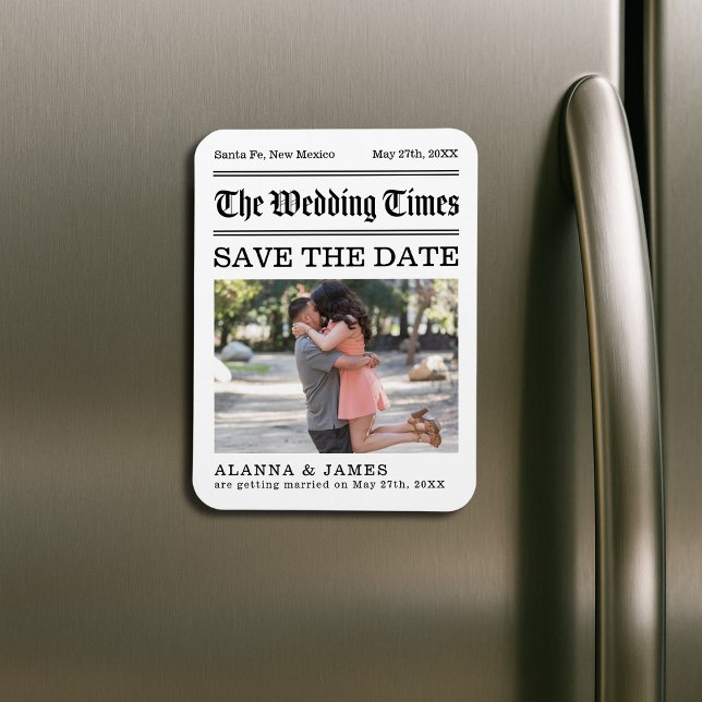 Vintage-Zeitungsfoto Save the Date Magnet (“The Wedding Times” newspaper-style Save the Date magnet featuring a romantic engagement photo.)