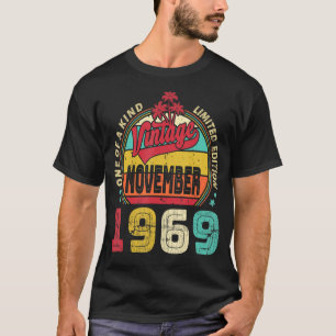 Vintager 53. Geburtstag Phantastisch seit November T-Shirt