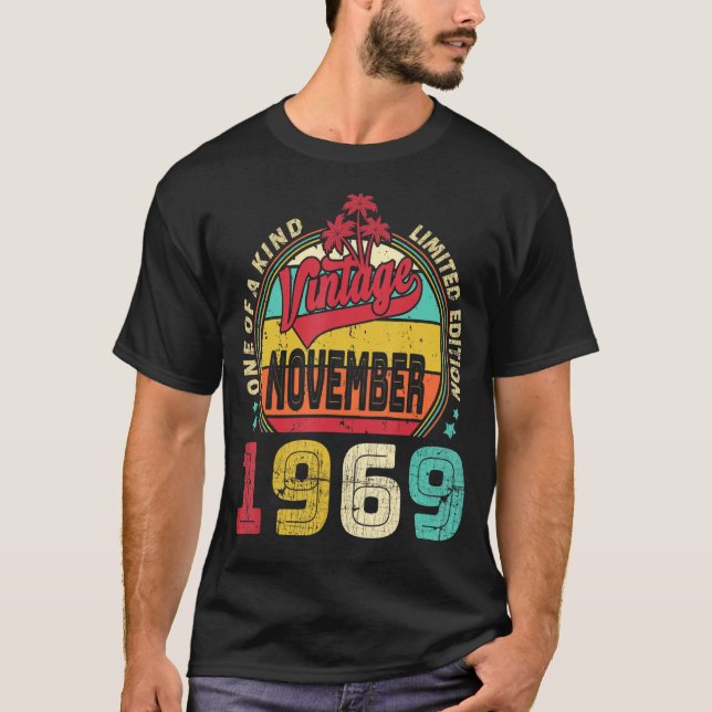Vintager 53. Geburtstag Phantastisch seit November T-Shirt (Vorderseite)